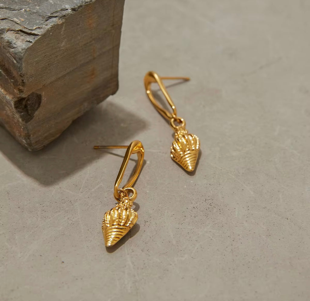 Conch earrings