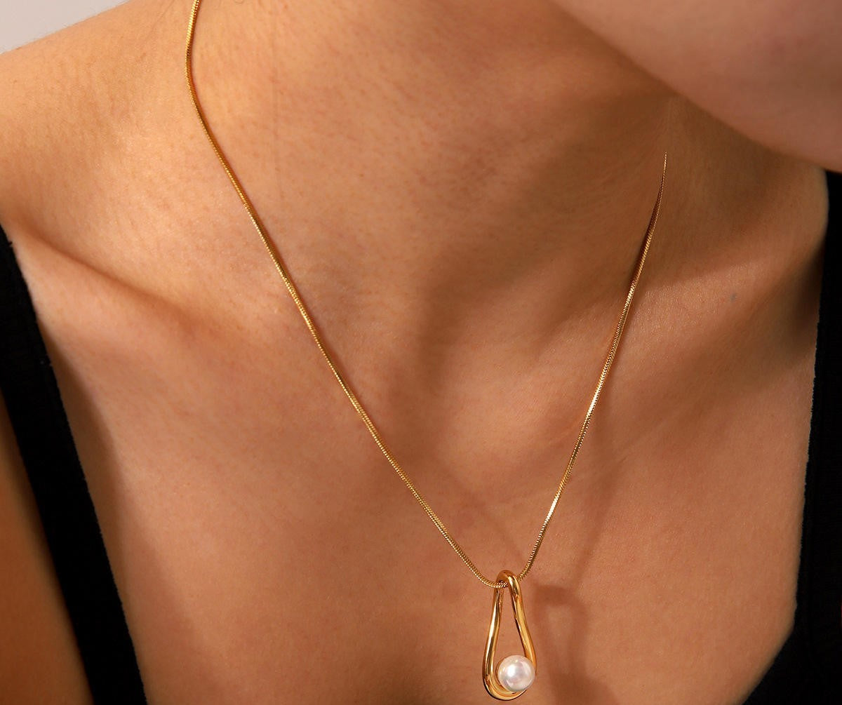 Water drop Pearl Pendant